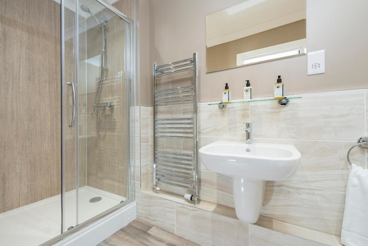 The Nags Head Inn Abercych Екстер'єр фото