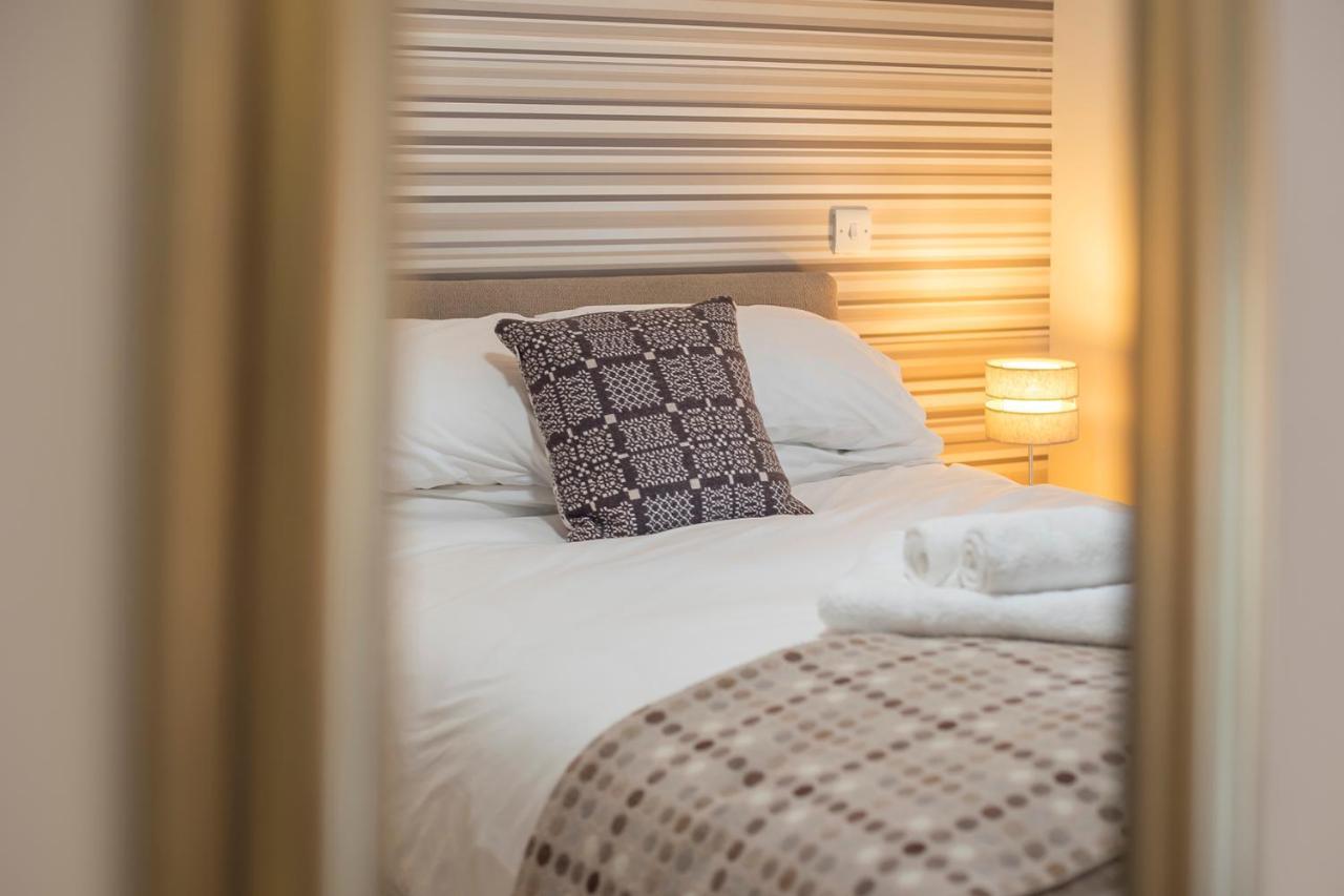 The Nags Head Inn Abercych Екстер'єр фото